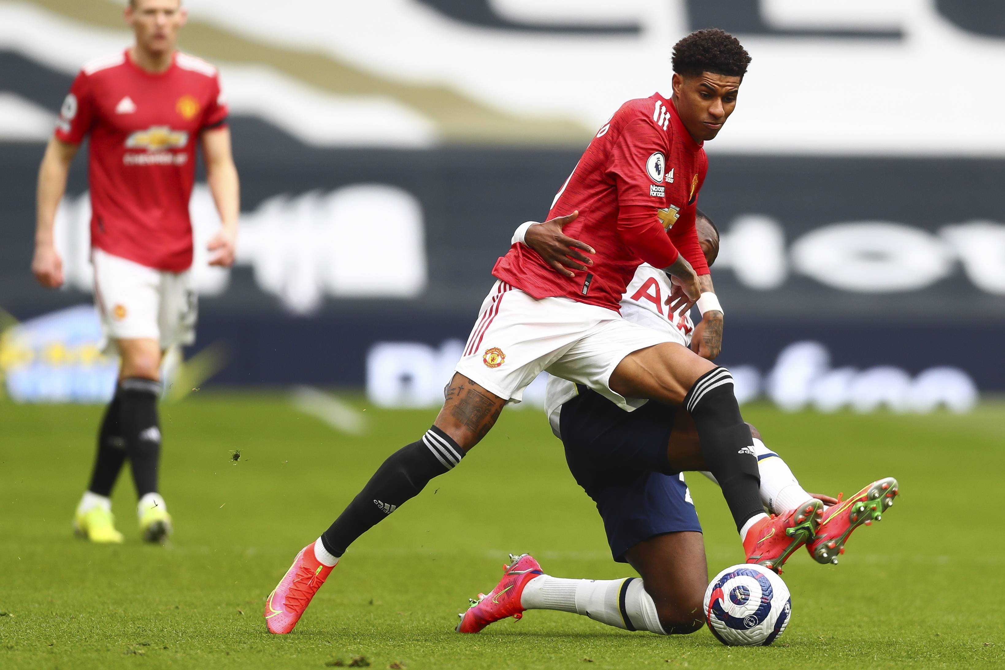 因为正是他 因为正是他